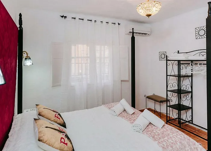 Morales De * 그라나다